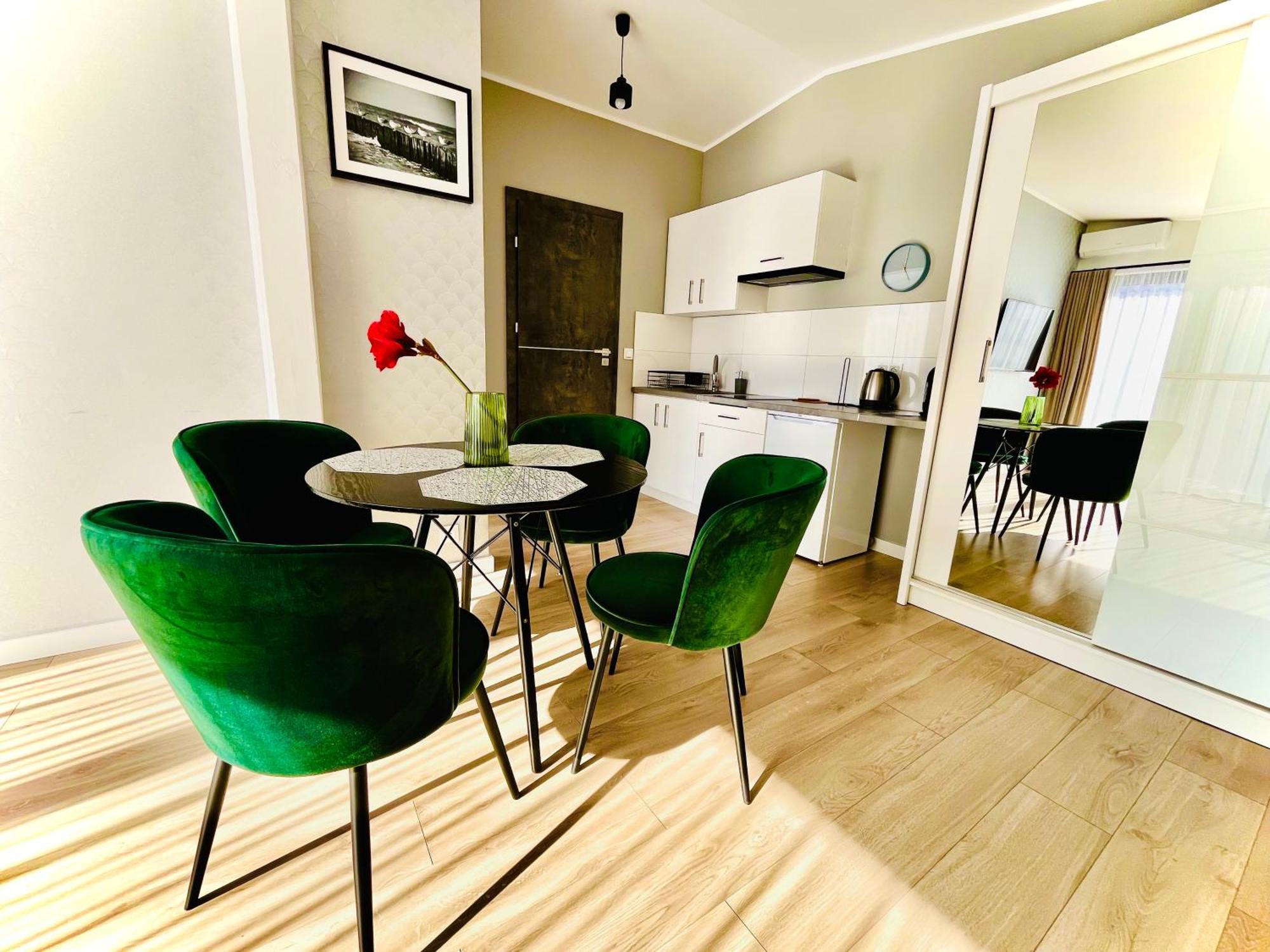 Apartamenty Blast Nad Morzem Хлопы Экстерьер фото